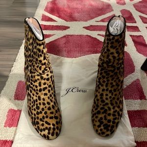 EUC J.Crew “Sadie” ankle boots in leopard calf hair size US 8.5